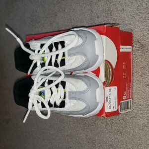 Nike Whole Grey/Cyber-Black/Gris Loup/Noir/Cyber Size 6 Toddler Air Max 95 Shoes